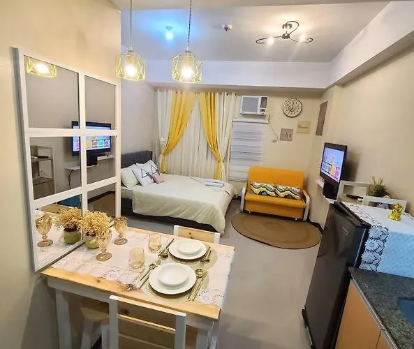 Apartment House Of B&y At 101 Newport Across Naia T3 Manila
